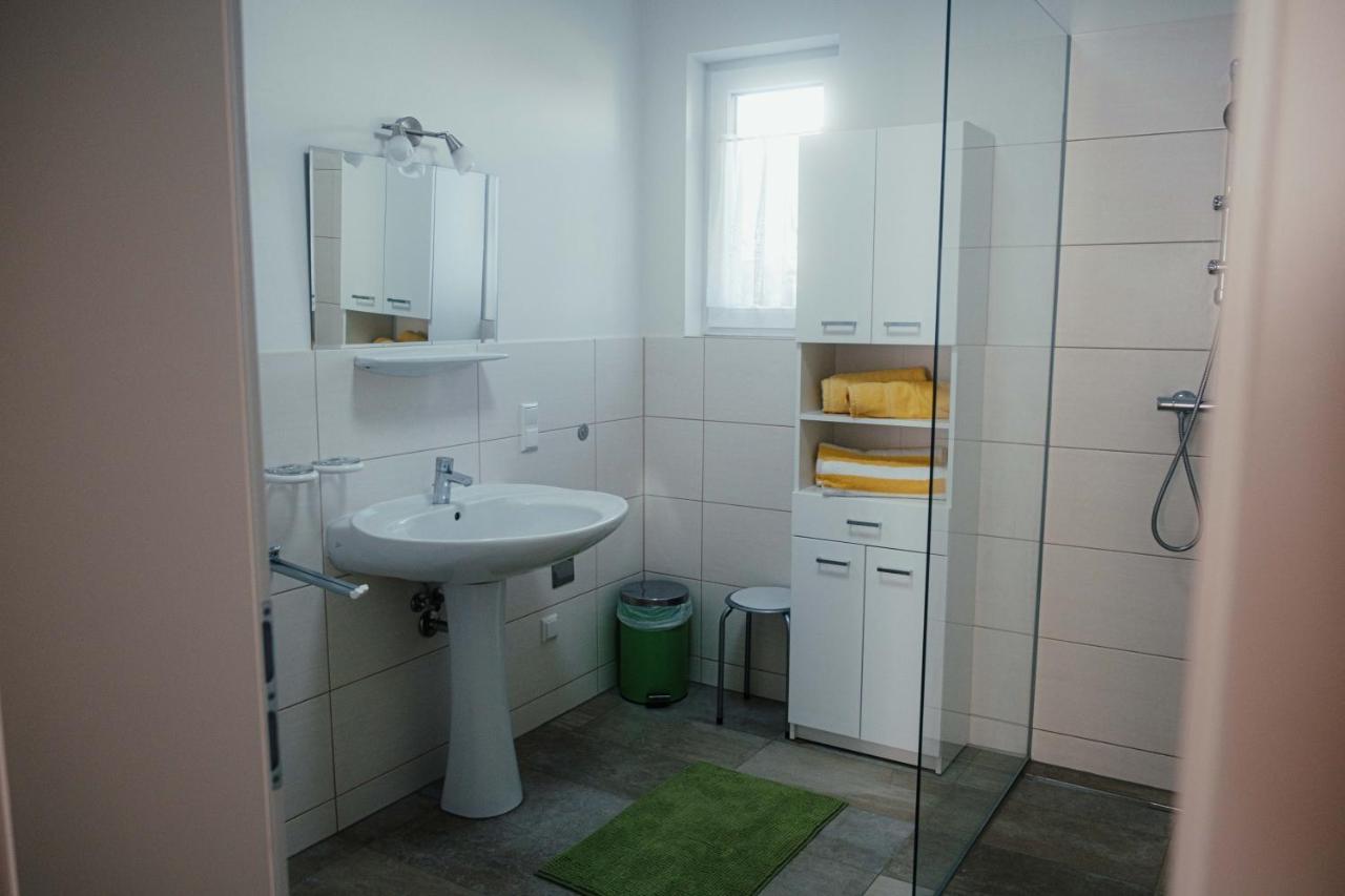 Gaestehaus Jeindl Hartmannsdorf Exteriör bild