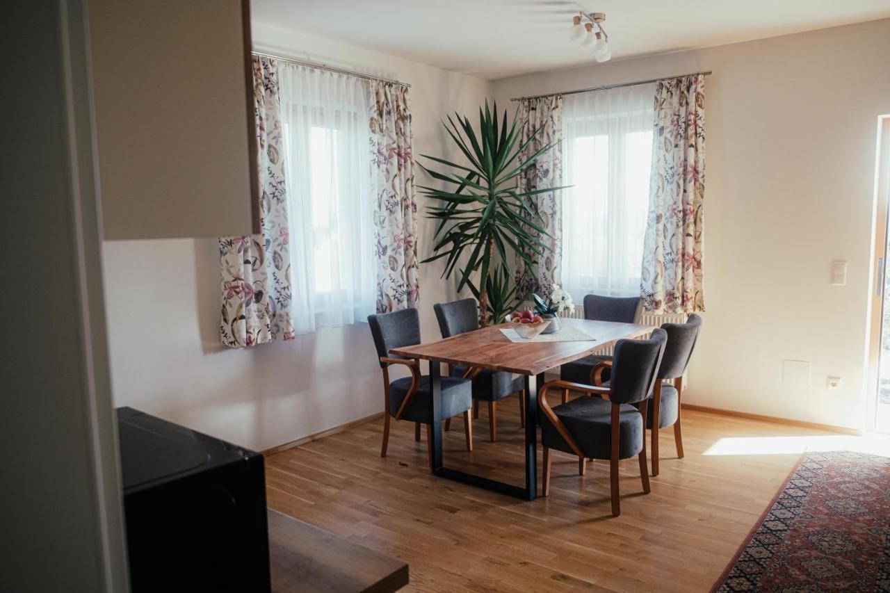 Gaestehaus Jeindl Hartmannsdorf Exteriör bild